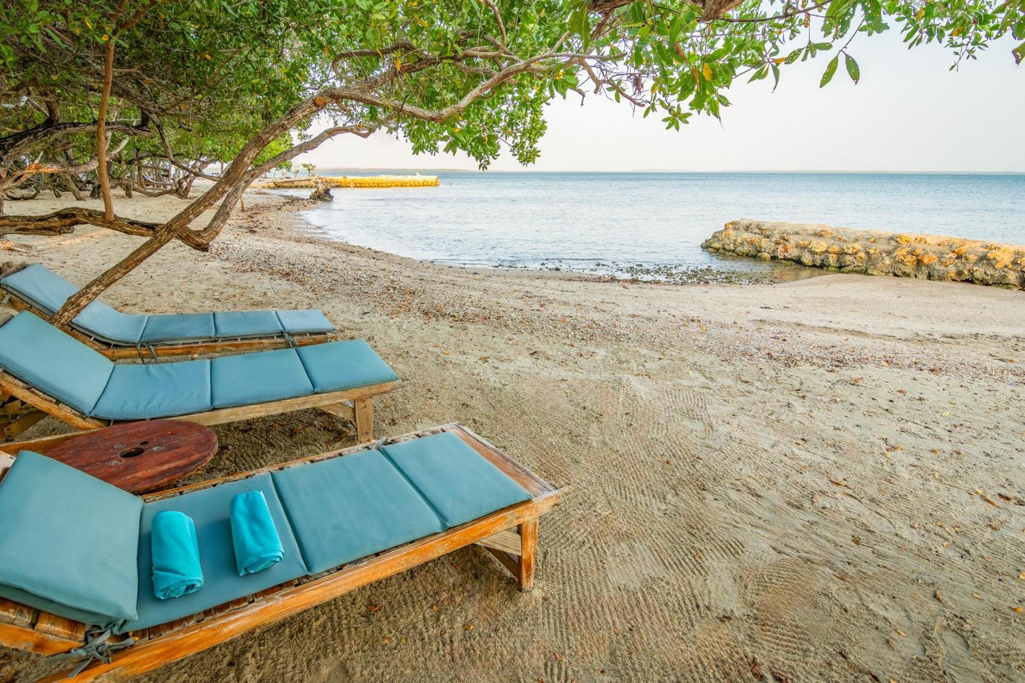 Santa Ana  Hotel Playa Manglares Isla Baru מראה חיצוני תמונה